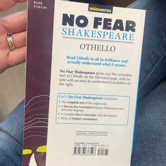 Sparknotes No Fear Shakespeare: Othello Volume 9 (Series #9) Paperback Book - Picture 2 of 7